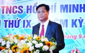 Đồng chí Huỳnh Tấn Việt phát biểu chỉ đạo Đại hội.