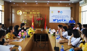Anh Trần Minh Trí - Phó Bí thư Tỉnh Đoàn, Chủ tịch Hội Sinh viên Việt Nam tỉnh phát biểu tại Liên hoan.