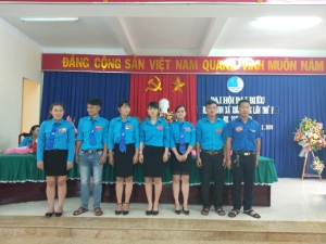 UB Hội LHTN Việt Nam xã Xuân Long ra mắt Đại hội.