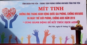 Đ/c Phan Đình Phùng - Tỉnh ủy vên, Phó Chủ tịch UBND tỉnh phát biểu tại chương trình.