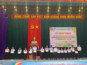 Quang cảnh Lễ phát động.