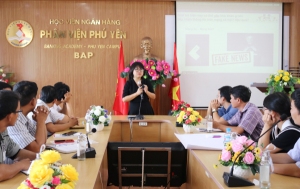 Quang cảnh tập huấn.