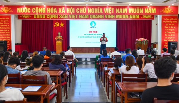 Quang cảnh hội nghị.