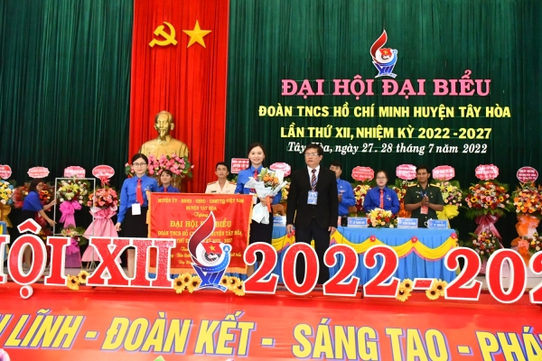 Tổ chức thành công Đại hội đại biểu Đoàn TNCS Hồ Chí Minh huyện Tây Hòa lần thứ XII, nhiệm kỳ 2022-2027