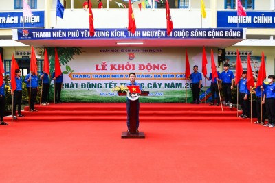 Đồng chí Lương Minh Tùng, Bí thư Tỉnh Đoàn, Chủ tịch Hội LHTN Việt Nam tỉnh phát biểu tại lễ khởi động.