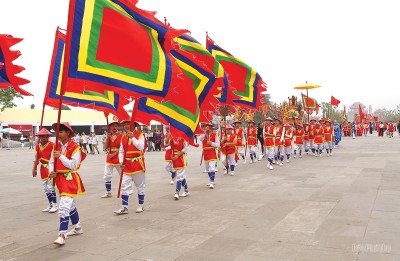 Tự hào nguồn cội