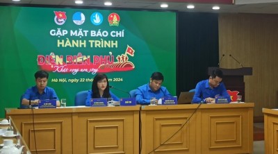 Hàng trăm thanh thiếu niên tham gia Hành trình Điện Biên Phủ - Khát vọng non sông