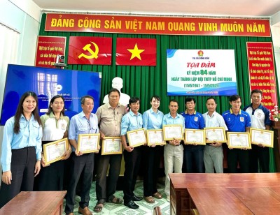 TX. Sông Cầu: Toạ đàm kỷ niệm 84 năm Ngày thành lập Đội TNTP Hồ Chí Minh (15/5/1941-15/5/2025)