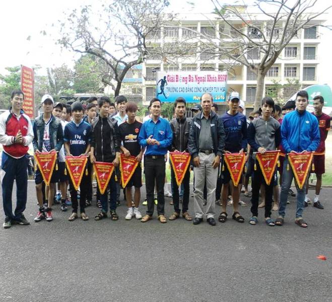 Sinh viên Trường tham gia lớp tập huấn kỹ năng Đoàn - Hội