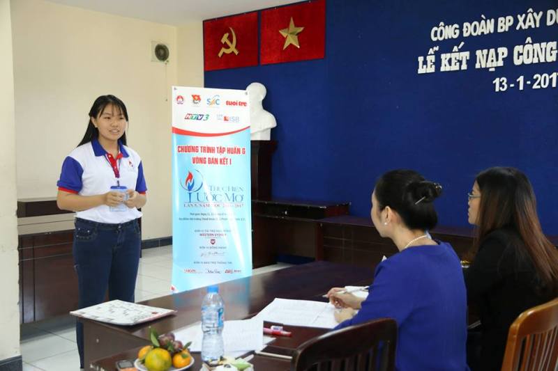 Em Huỳnh Ngọc Bảo Châu tham gia các phần thi tại vòng bán kết 1.