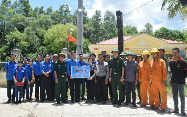 Lễ bàn giao công trình.