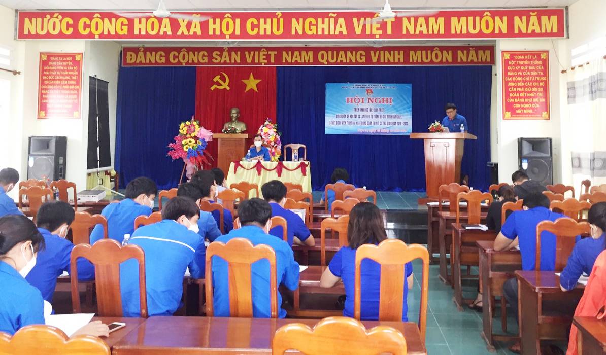 Quang cảnh hội nghị.