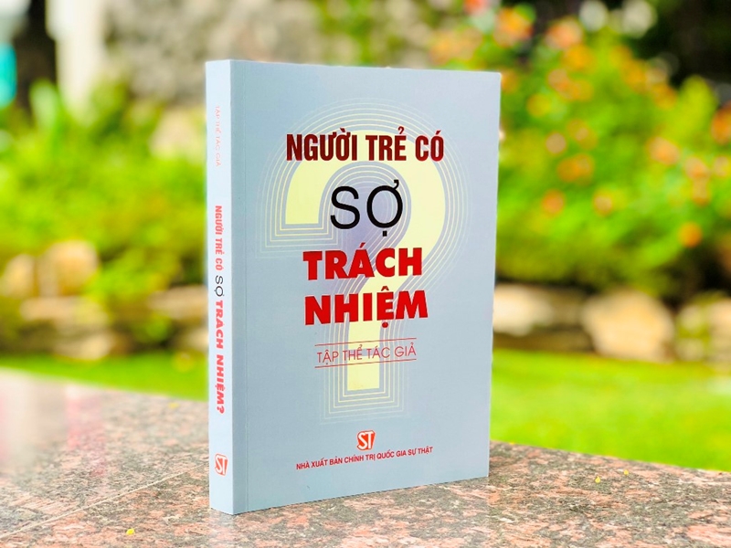 Cuốn sách “Người trẻ có sợ trách nhiệm?”. (Ảnh: HT)