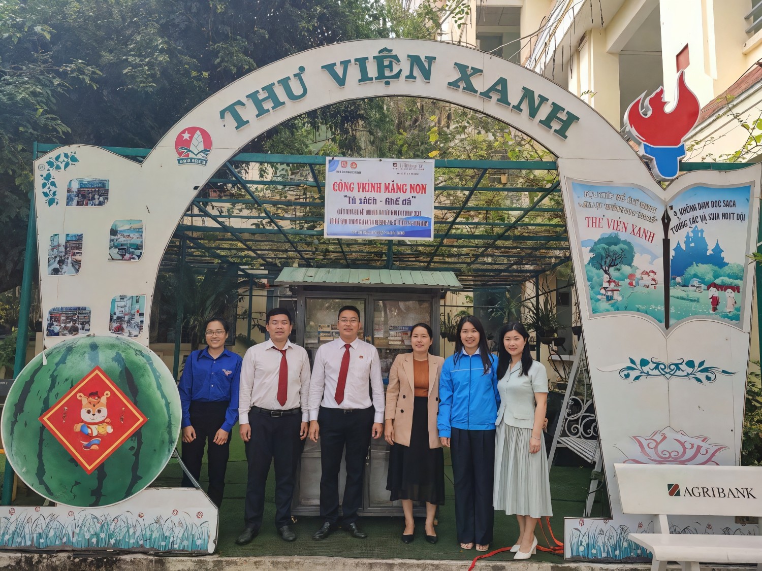 Khánh thành công trình Tủ sách - Ghế đá dành cho thiếu nhi tại Trường Tiểu học Sông Cầu.